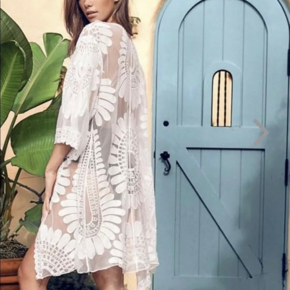 Rebellion Lace Duster Kimono - Picture 2 of 2